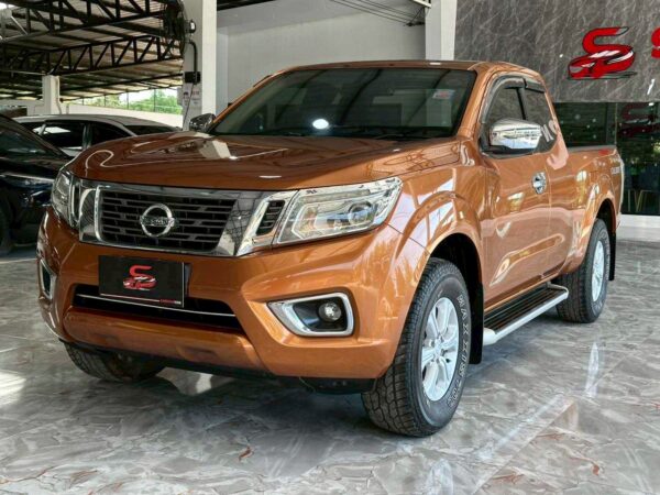 NISSAN NAVARA NP300 2.5E CALIBRE / MT ปี 2015 / 2558