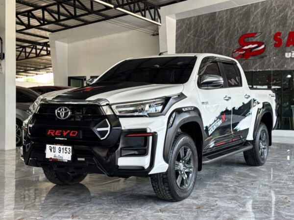 TOYOTA HILUX REVO PRERUNNER DOUBLE CAB 2.4 ENTRY / MT ปี 2021 จดทะเบียน 2022