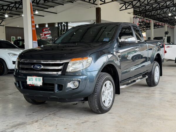 FORD RANGER HI-RIDER CAB 2.2 XLT / MT ปี 2014 / 2557
