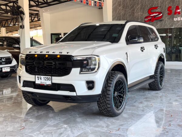 FORD Everest 2.0 Turbo Trend ขับ2 AT ปี2022 จดทะเบียนปี 2023